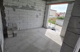 Casă de vânzare la roșu, 130 mp, zona Magnolia
