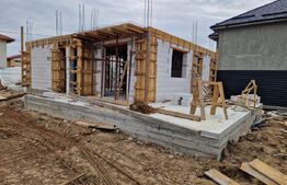 Casă de vânzare la roșu, 130 mp, zona Magnolia