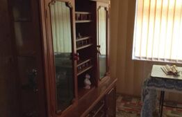 Casa batraneasca 101 mp, teren 6.940 mp in comuna Celaru