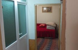 Casa batraneasca 101 mp, teren 6.940 mp in comuna Celaru