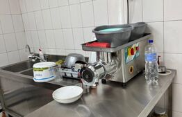 Afacere la cheie, 80 mp, zona Craiovita Noua