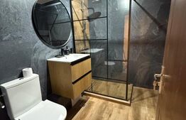 Apartament decomandat, 3 camere, 2 bai, 1 Mai - zona Pelendava