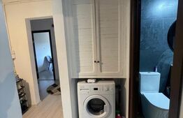 Apartament decomandat, 3 camere, 2 bai, 1 Mai - zona Pelendava