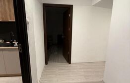 Apartament decomandat, 3 camere, 2 bai, 1 Mai - zona Pelendava