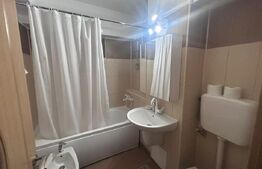 Apartament cu 3 camere, decomandat, centru-Universitate