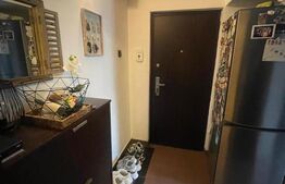 Apartament cu 3 camere, etaj 3, Craiovita Noua