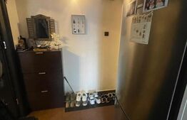 Apartament cu 3 camere, etaj 3, Craiovita Noua