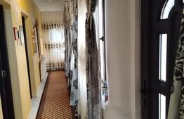 Casa de vanzare, 200 mp, zona Nicolae Romanescu