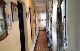 Casa de vanzare, 200 mp, zona Nicolae Romanescu