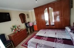 Casa de vanzare, 200 mp, zona Nicolae Romanescu