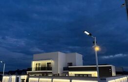 VILA DEOSEBITA  LUX ,272 mp utili , teren 560 mp , Selgros