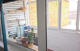 Apartament 3 camere, decomandat 64.20 mp, zona 1 Mai - Insula 