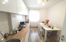 Apartament 3 camere, decomandat, 76 mp, zona Calea Bucuresti - Piata Centrala