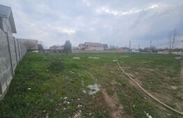 Teren Intravilan cu o suprafata de 700 mp in zona Floresti