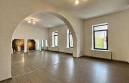 Spatiu birouri, 218 mp, curte, zona Central