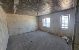 Casa pe parter, 103 mp, 400 mp curte, zona Metro