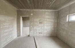 Casa cu Mansarda la gri,  4 camere, 176mp+ 500 mp teren, Bordei