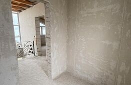 Casa cu Mansarda la gri,  4 camere, 176mp+ 500 mp teren, Bordei