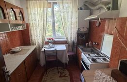 Apartament 2 camere decomandat , et 1 pentru inchiriere, centru Filiasi