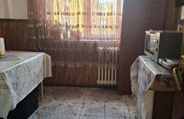 Apartament 3 camere, 38 mp, etaj intermediar, zona Valea Rosie