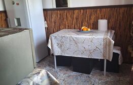 Apartament 3 camere, 38 mp, etaj intermediar, zona Valea Rosie