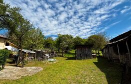  Casă de vacanță, 4200 mp teren, panoramă superbă, sat Godeni–Melinești