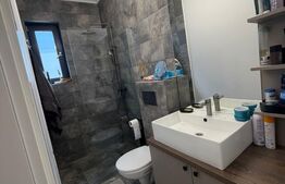 Casa cu 4 camere, zona Aeroportului