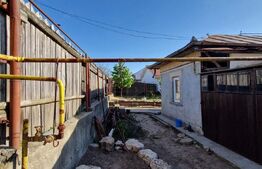 Casa batraneasca, teren 640 mp, toate utilitatile, zona Bariera Valcii