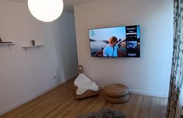 Apartament 2 camere, 58 mp, etaj 3, centrala si AC, zona 1 Mai 