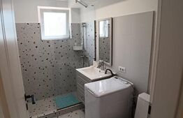 Apartament 2 camere, 58 mp, etaj 3, centrala si AC, zona 1 Mai 