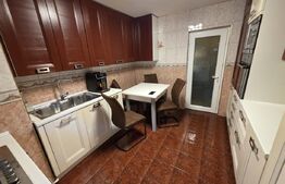Apartament 4 camere, 100 mp, parcare privata, zona Ultracentral