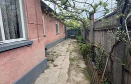 Casă bătrânească – teren 339 mp, zona Câmpia Islaz