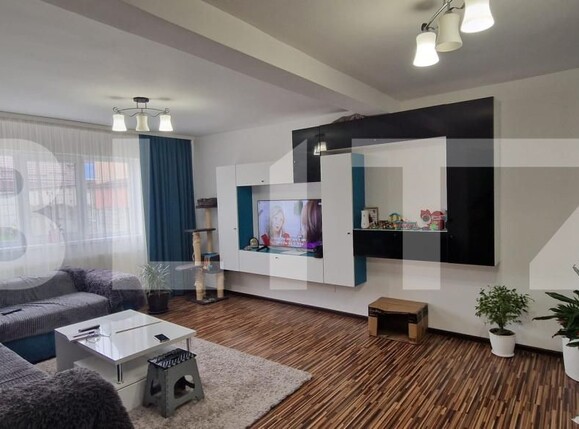 Casa de vânzare 5 camere Nord - 194773CV | BLITZ Craiova | Poza1
