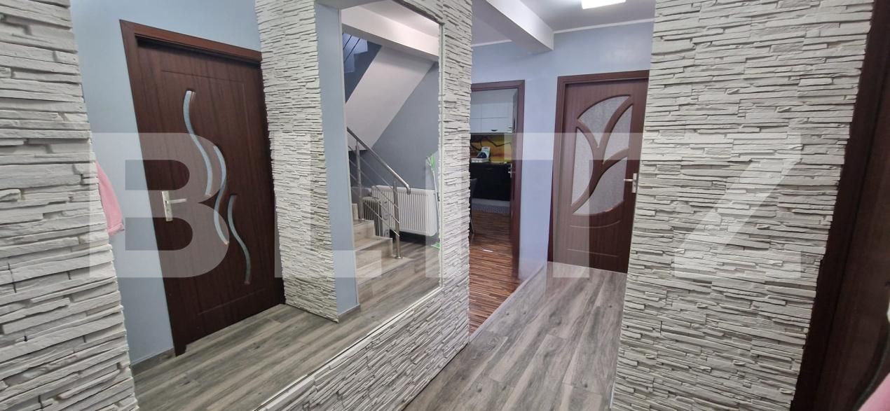 Casa de vânzare 5 camere Nord - 194773CV | BLITZ Craiova | Poza3
