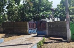 Casa de vanzare, 741 mp teren, zona Coșoveni -Dolj 