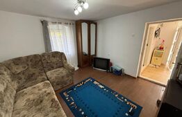 Casa partial renovata, 60 mp, 6000 mp teren, zona Georocu Mare