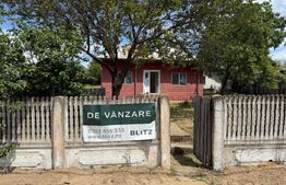 Casa partial renovata, 60 mp, 6000 mp teren, zona Georocu Mare