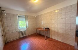 Apartament 4 camere decomandat, 80 mp, etaj 1, zona Craiovita Noua