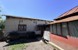 Casa de renovat 127 mp +3000 mp Teren Intrav/Simnic, la 12km de Craiova