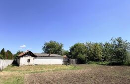 Casa de renovat 127 mp +3000 mp Teren Intrav/Simnic, la 12km de Craiova