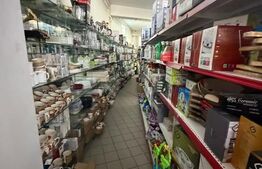 Spatiu comercial , 1300 mp pe 4 nivele, in centrul orasului Filiasi