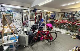 Spatiu comercial , 1300 mp pe 4 nivele, in centrul orasului Filiasi