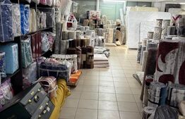 Spatiu comercial , 1300 mp pe 4 nivele, in centrul orasului Filiasi