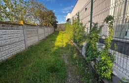 Căsuță de vacanță utilată, teren 720 mp, piscină, zona Hanul Doctorului