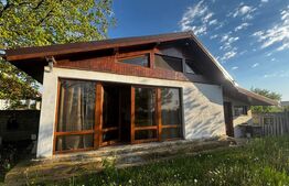 Căsuță de vacanță utilată, teren 720 mp, piscină, zona Hanul Doctorului