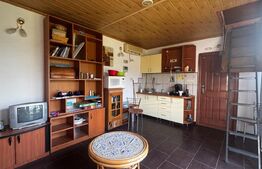 Căsuță de vacanță utilată, teren 720 mp, piscină, zona Hanul Doctorului