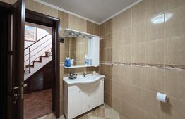Casa P+M, 200 mpu,  950 mp teren, Carcea