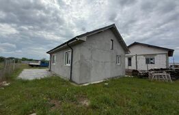 Casă de vânzare, 80 mp, Izvorul Rece