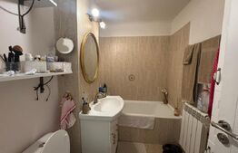 Apartament de 4 camere, 80 mp, decomandat, zona Sara Cartier 1 Mai 