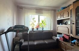 Apartament 4 camere decomandat, 80 mp, zona 1 Mai